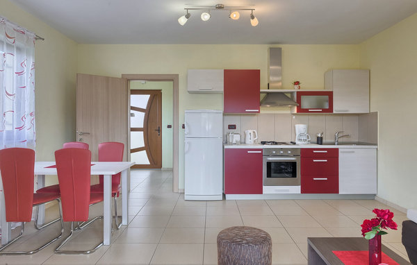 Vakantiehuis - Pula , Kroatië - CLS209 402