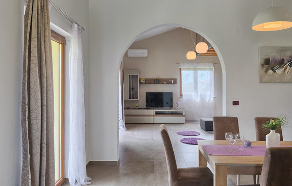 Vakantiehuis - Pula , Kroatië - CLS209 307