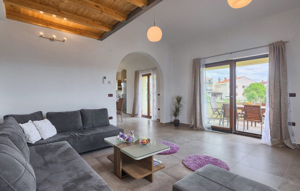 Vakantiehuis - Pula , Kroatië - CLS209 309