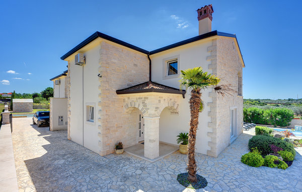 Dům Villa Macun