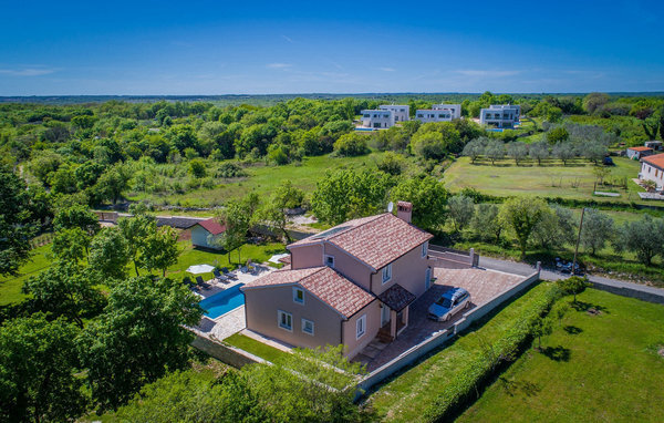 Domy wakacyjne - Krnica , Chorwacja - CLS223 83