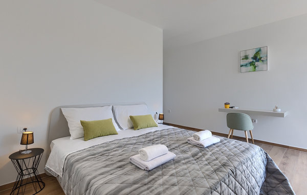Vakantiehuis - Pula , Kroatië - CLS255 601