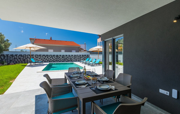 Vakantiehuis - Pula , Kroatië - CLS255 103