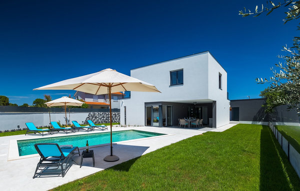 Feriehuse - Pula , Kroatien - CLS255 1