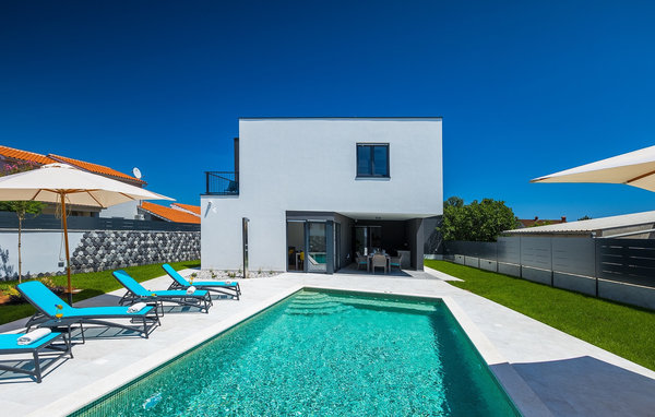 Vakantiehuis - Pula , Kroatië - CLS255 12