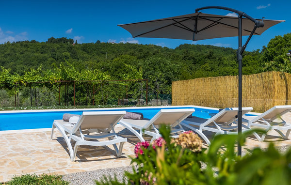 Dům Villa Laura Ripenda