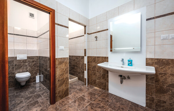 Vakantiehuis - Tinjan , Kroatië - CLS310 706