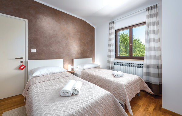 Vakantiehuis - Tinjan , Kroatië - CLS310 607