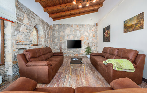 Vakantiehuis - Tinjan , Kroatië - CLS310 302