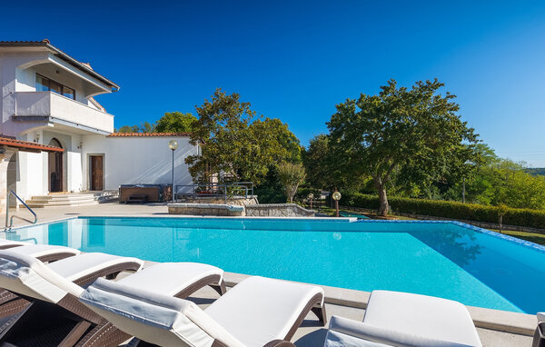 Vakantiehuis - Tinjan , Kroatië - CLS310 12