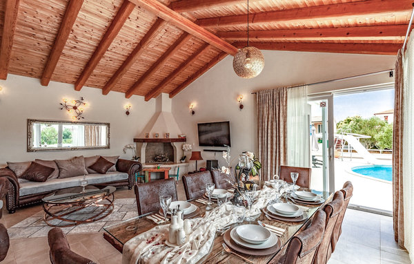 Dům Villa Emily