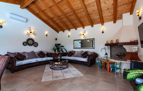 Dům Villa Emily