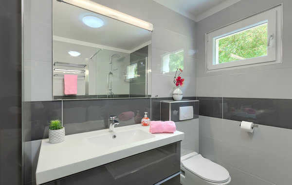 Domy wakacyjne - Tinjan , Chorwacja - CLS450 703