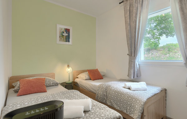Domy wakacyjne - Tinjan , Chorwacja - CLS450 604