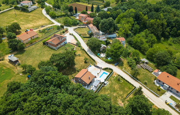 Domy wakacyjne - Tinjan , Chorwacja - CLS450 81