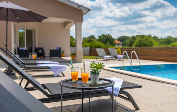 Holiday Home - Tinjan , Croatia - CLS453 13