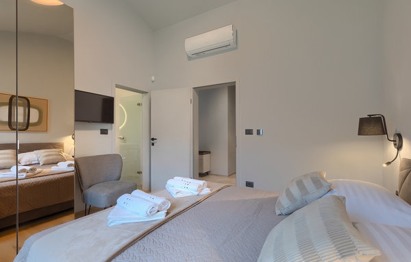 Ferienhaus - Pula , Kroatien - CLS459 602