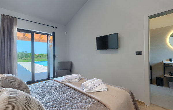 Ferienhaus - Pula , Kroatien - CLS459 610