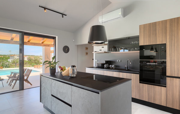 Ferienhaus - Pula , Kroatien - CLS459 403