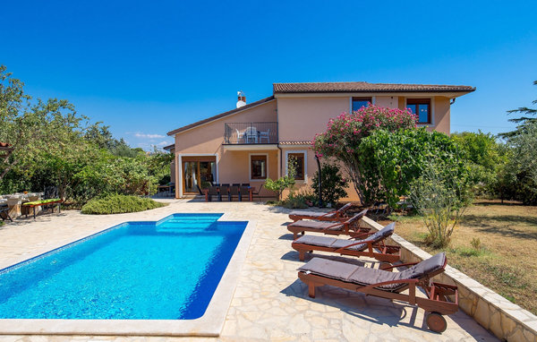 Dům Villa Pinna