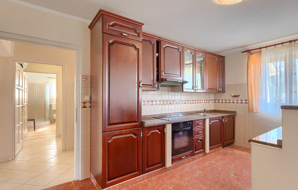 Domy wakacyjne - Pula , Chorwacja - CLS548 403