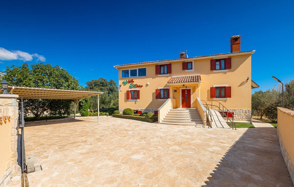 Domy wakacyjne - Pula , Chorwacja - CLS548 83