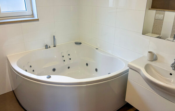 Vakantiehuis - Liznjan , Kroatië - CLS549 702