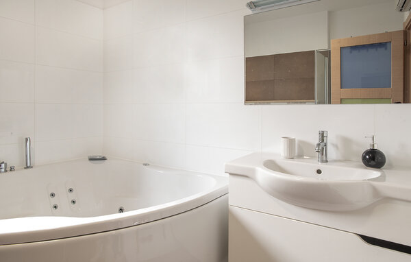 Vakantiehuis - Liznjan , Kroatië - CLS549 705