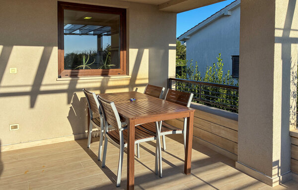 Vakantiehuis - Liznjan , Kroatië - CLS549 106