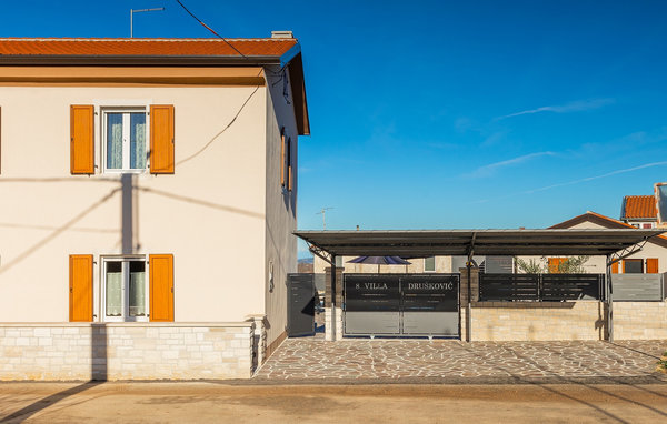 Feriehuse - Buje , Kroatien - CLS574 104
