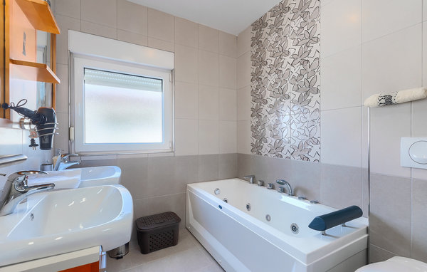 Holiday Home - Vodnjan , Croatia - CLS581 701