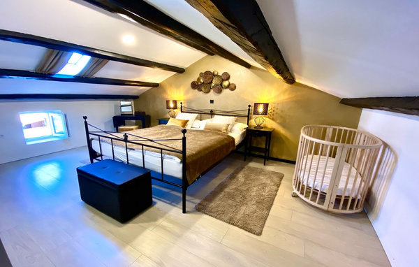 Vacation home Villa Paradiz