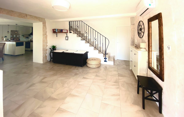 Vacation home Villa Paradiz