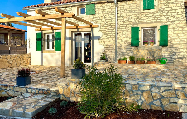 Vacation home Villa Paradiz