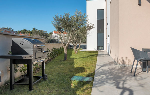 Vacation home Villa M Premantura