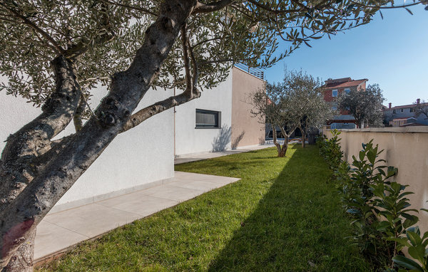 Vacation home Villa M Premantura