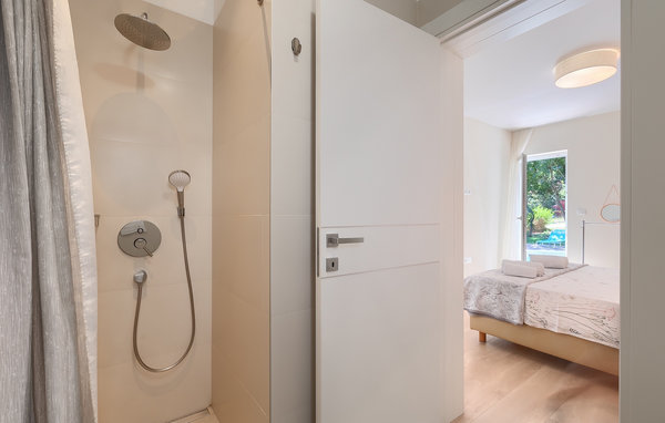 Vakantiehuis - Pula , Kroatië - CLS664 706