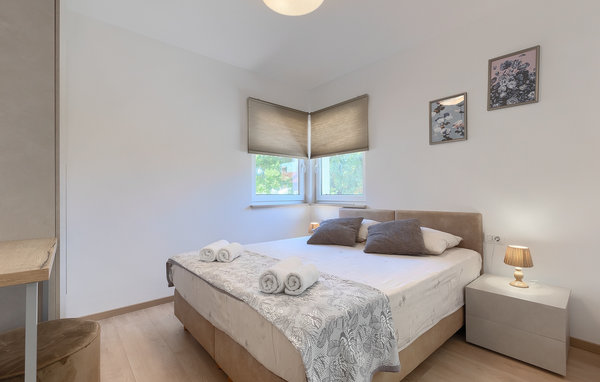 Vakantiehuis - Pula , Kroatië - CLS664 602
