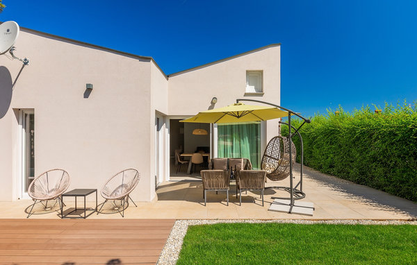 Vakantiehuis - Pula , Kroatië - CLS664 105