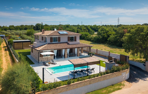 Vacation home Villa Delfar