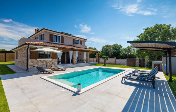 Vacation home Villa Delfar