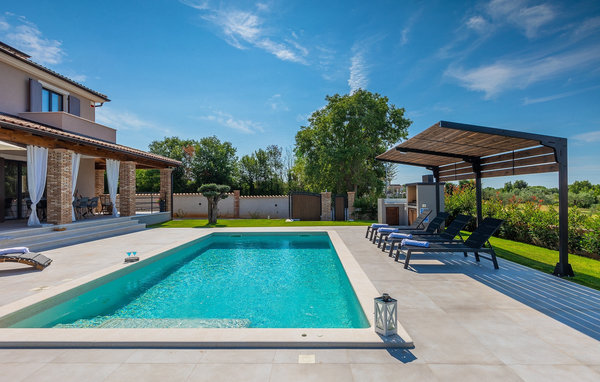 Vacation home Villa Delfar