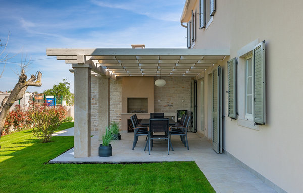 Semesterhus - Porec , Kroatien - CLS686 102
