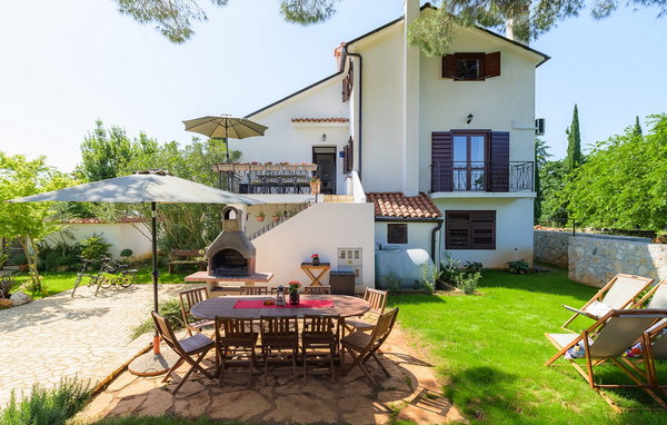 Dům Casa Bizzarra