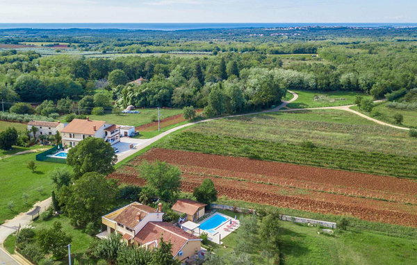 Holiday Home - Visnjan-Kastelir-Labinci , Croatia - CLS832 82