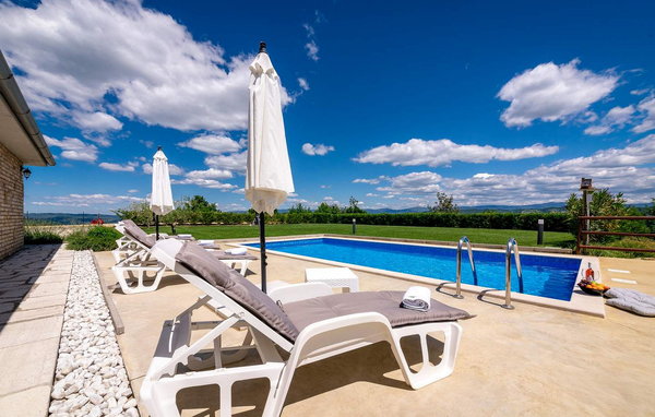 Semesterhus - Pazin , Kroatien - CLS863 11