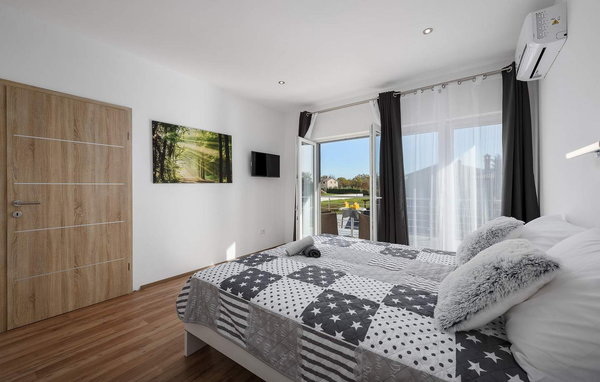 Holiday Home - Pazin-Sv. Petar u Sumi , Croatia - CLT053 604