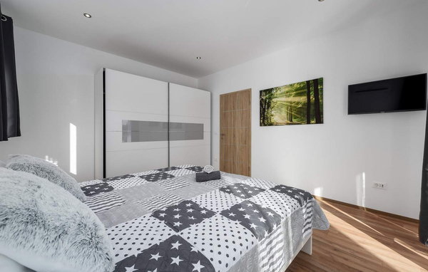 Holiday Home - Pazin-Sv. Petar u Sumi , Croatia - CLT053 605