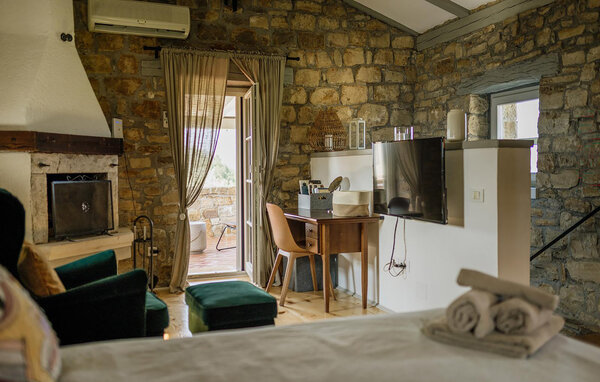 Holiday Home - Buzet , Croatia - CLT206 605