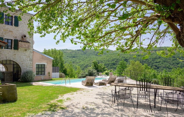 Domy wakacyjne - Motovun , Chorwacja - CLT288 101